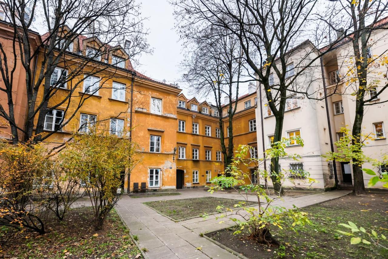 Old Town Eclectic Apartment For 6 People Варшава Екстериор снимка