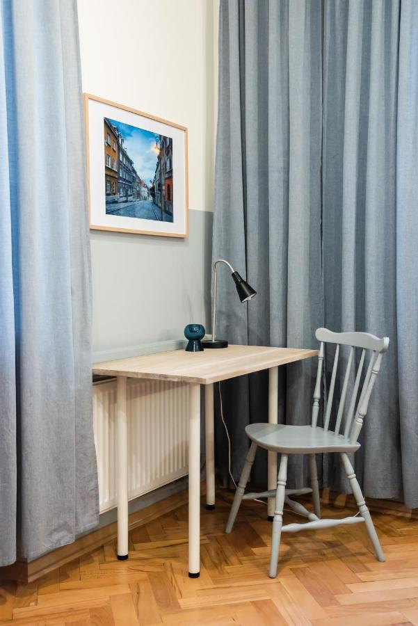 Old Town Eclectic Apartment For 6 People Варшава Екстериор снимка