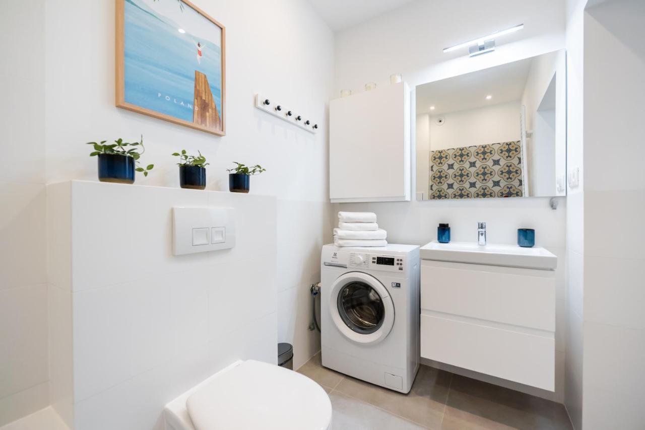 Old Town Eclectic Apartment For 6 People Варшава Екстериор снимка
